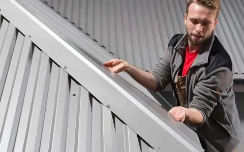 Blacha trapezowa na dach – wybierz najlepszy materiał i zaoszczędź