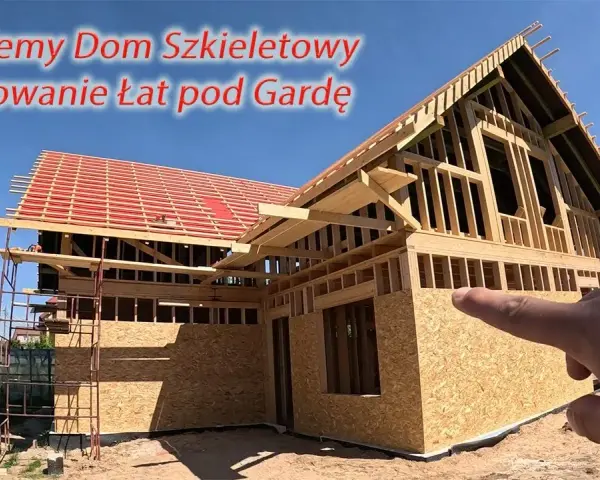 Jak wypoziomować łaty na dachu, by uniknąć problemów z nierównościami