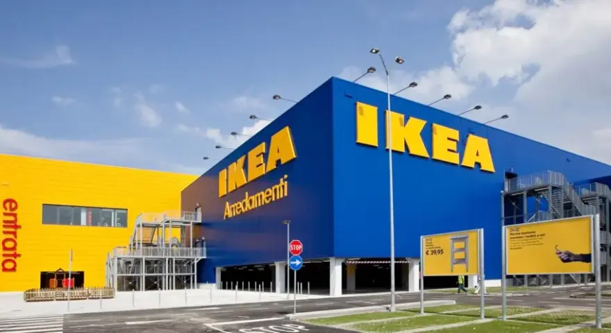 Ile kosztuje transport mebli z IKEA? Sprawdź ceny dostawy i opcje