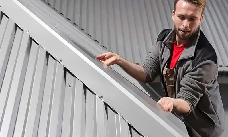 Blacha trapezowa na dach – wybierz najlepszy materiał i zaoszczędź
