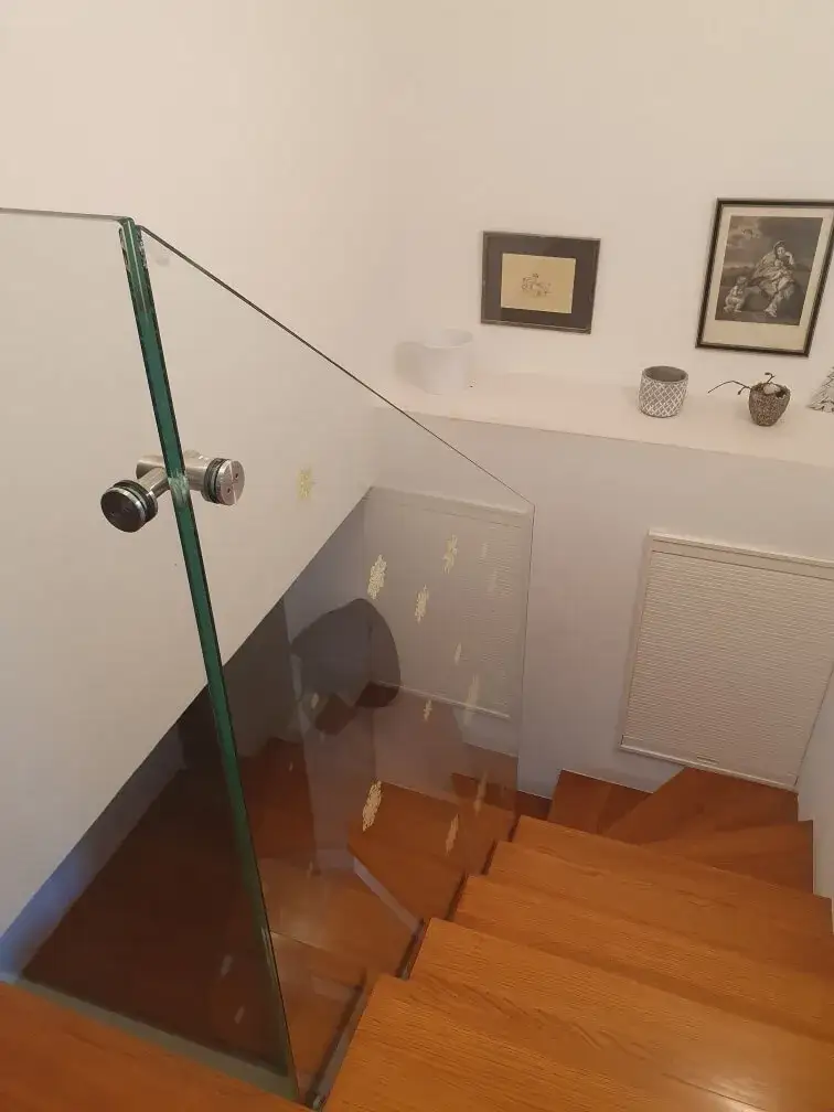 Zdjęcie Jaka grubość szkła na balustradę? Kluczowe informacje i zasady bezpieczeństwa